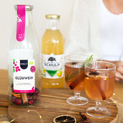 Mulled Wine + Schulp Apple Juice Organic | Alcohol-free mulled wine