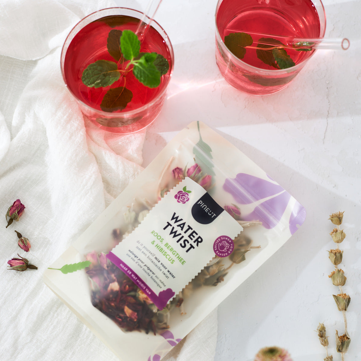 Watertwist | Pouch bag | Rose, Mountain Tea & Hibiscus