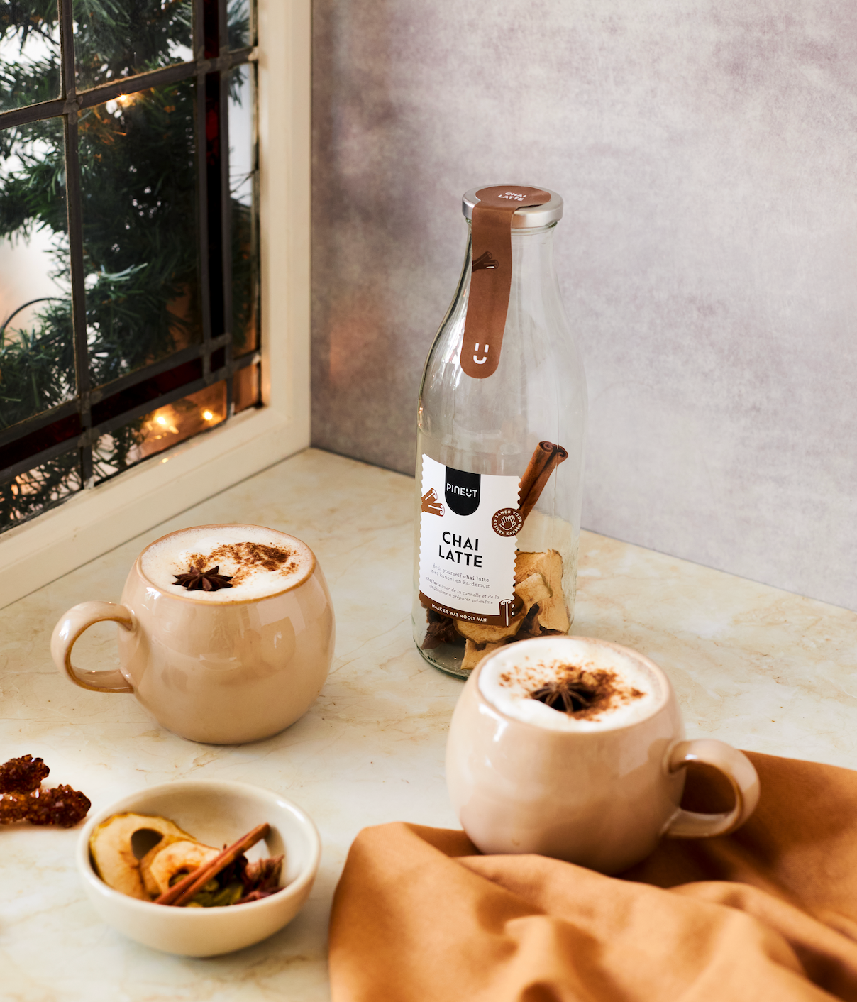 Base pour chai latte BIO | Carafe | Préparation maison épicée & gourmande | Expérience hivernale originale