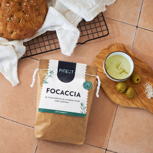 Pineut snack bread | bag | Focaccia
