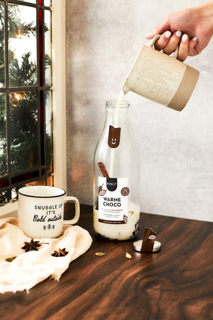 Making hot chocolate | Original gift in a bottle | Carafe | Pineut