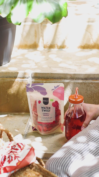 Watertwist | Pouchbag | Aardbei & Hibiscus BIO | Doos met 10 stuks